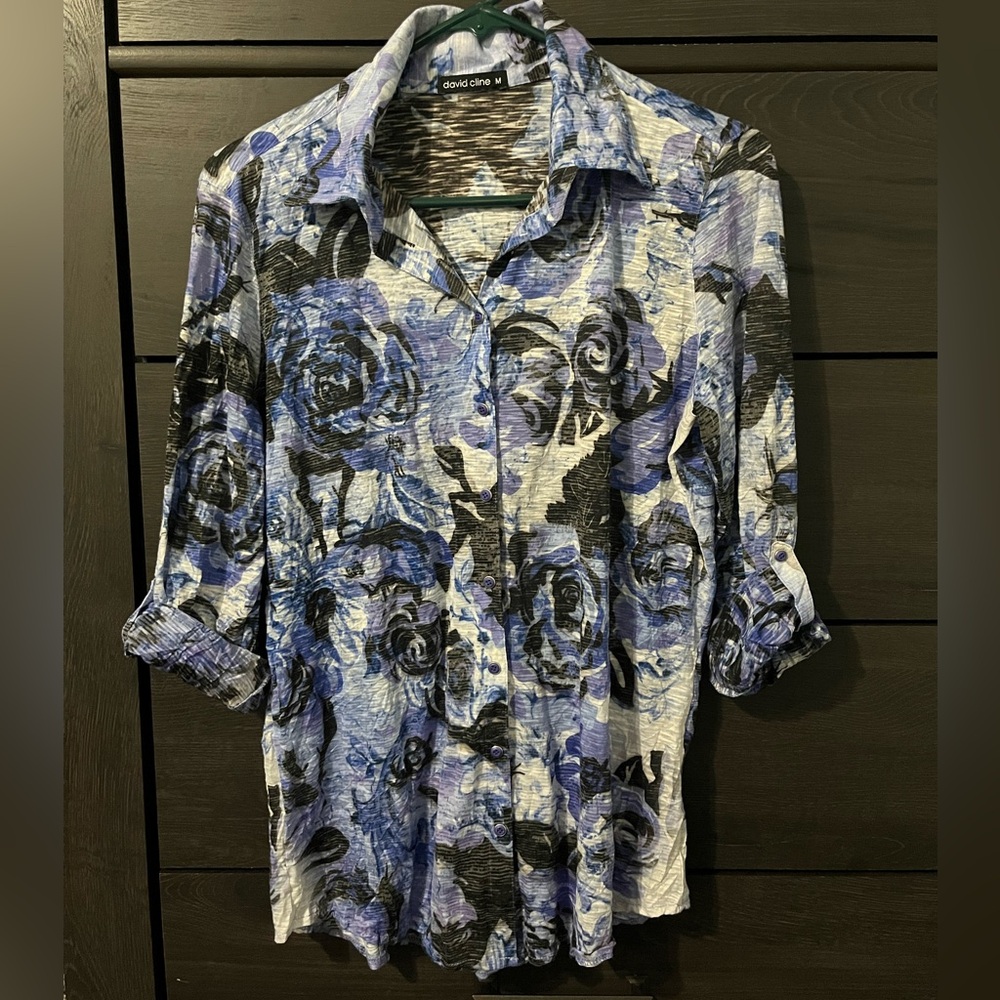 David Cline rolled up sleeve shirt size medium